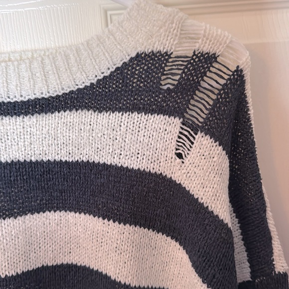 C&C California blue and cream strip size large - Picture 4 of 5